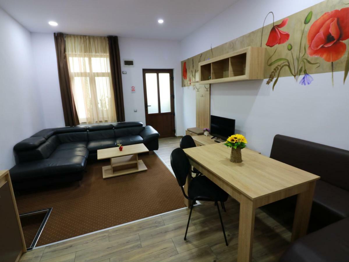 Flowers House Sibiu Exterior photo